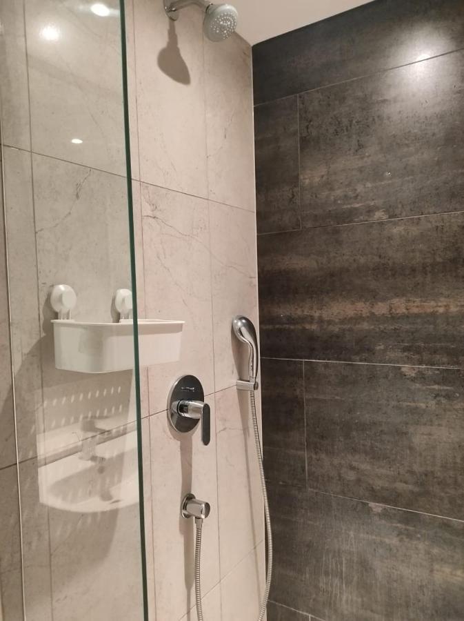 Guest House Service Apartments Pune Bagian luar foto